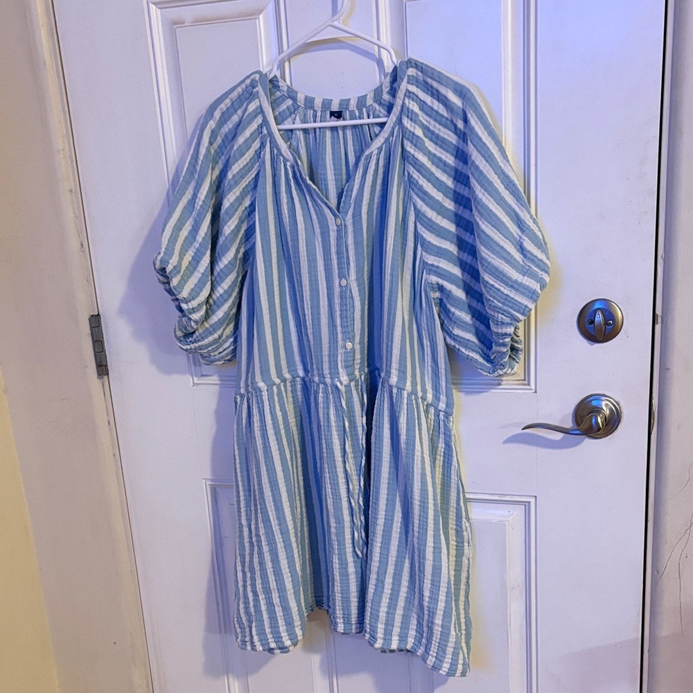 Old Navy Blue and White Dress